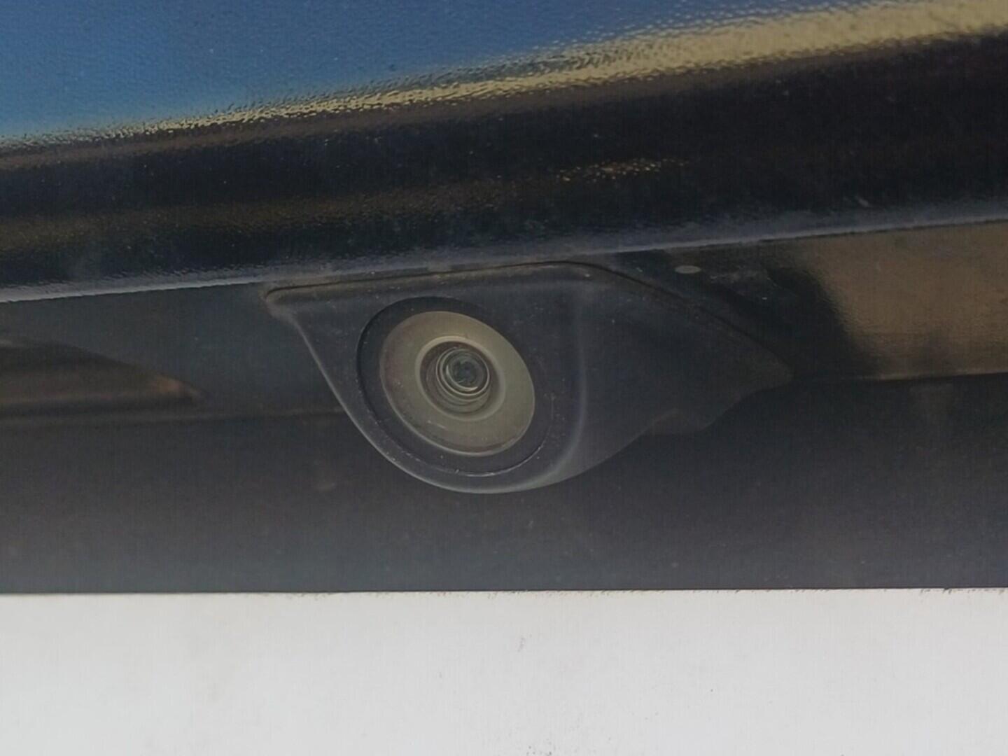 OM190V02569_31.webp_TOURNEO CONNECT  1.5  88 kW manuál