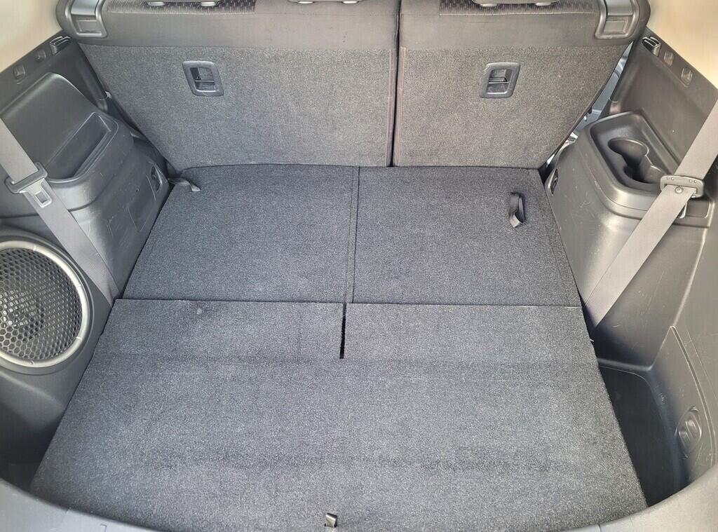 OM190V02572_31.webp_OUTLANDER  2.3 Di-D 110 kW manuál, DPH