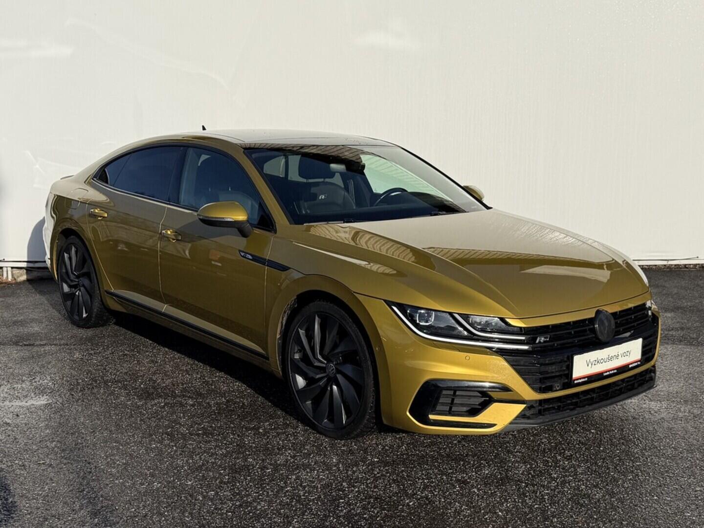 OM190V02576_14.webp_ARTEON R-Line 2.0 TSI 140 kW automat