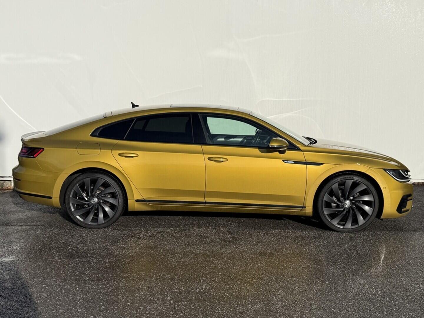 OM190V02576_16.webp_ARTEON R-Line 2.0 TSI 140 kW automat