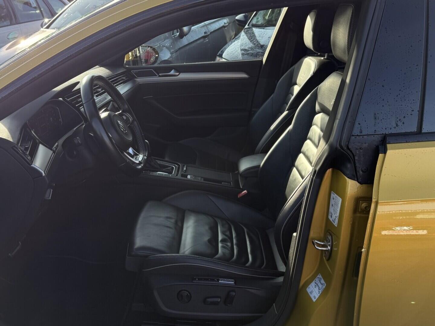 OM190V02576_20.webp_ARTEON R-Line 2.0 TSI 140 kW automat