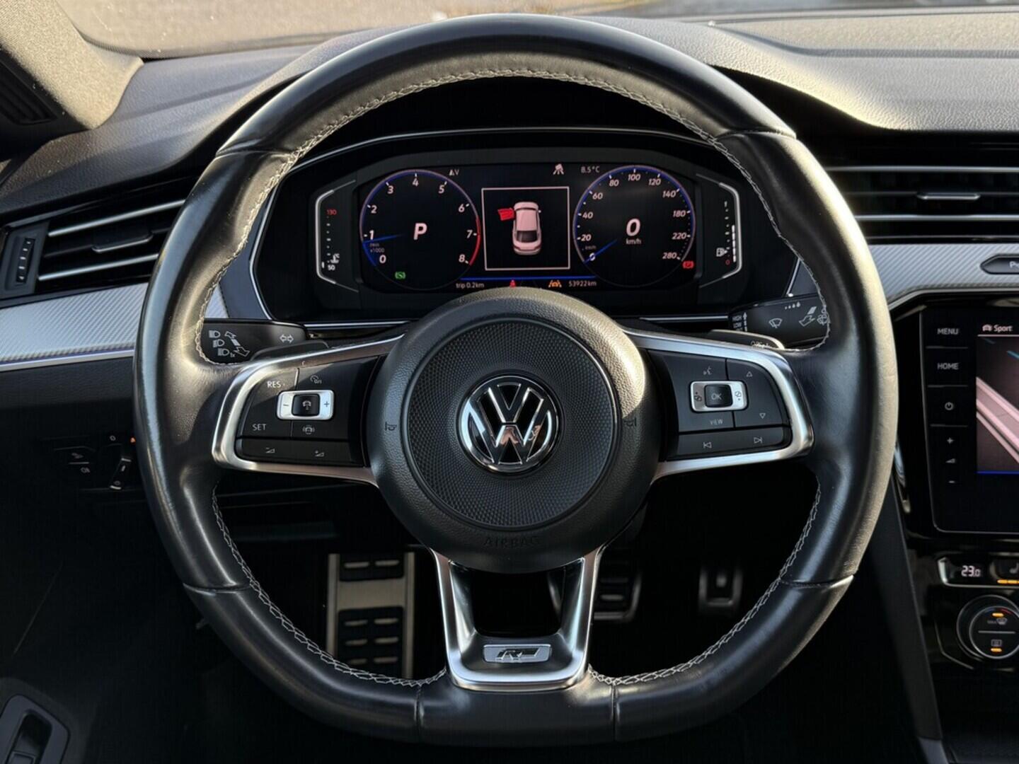 OM190V02576_23.webp_ARTEON R-Line 2.0 TSI 140 kW automat