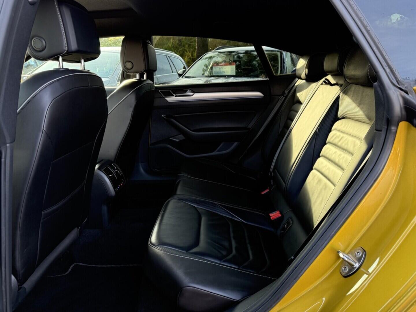 OM190V02576_29.webp_ARTEON R-Line 2.0 TSI 140 kW automat