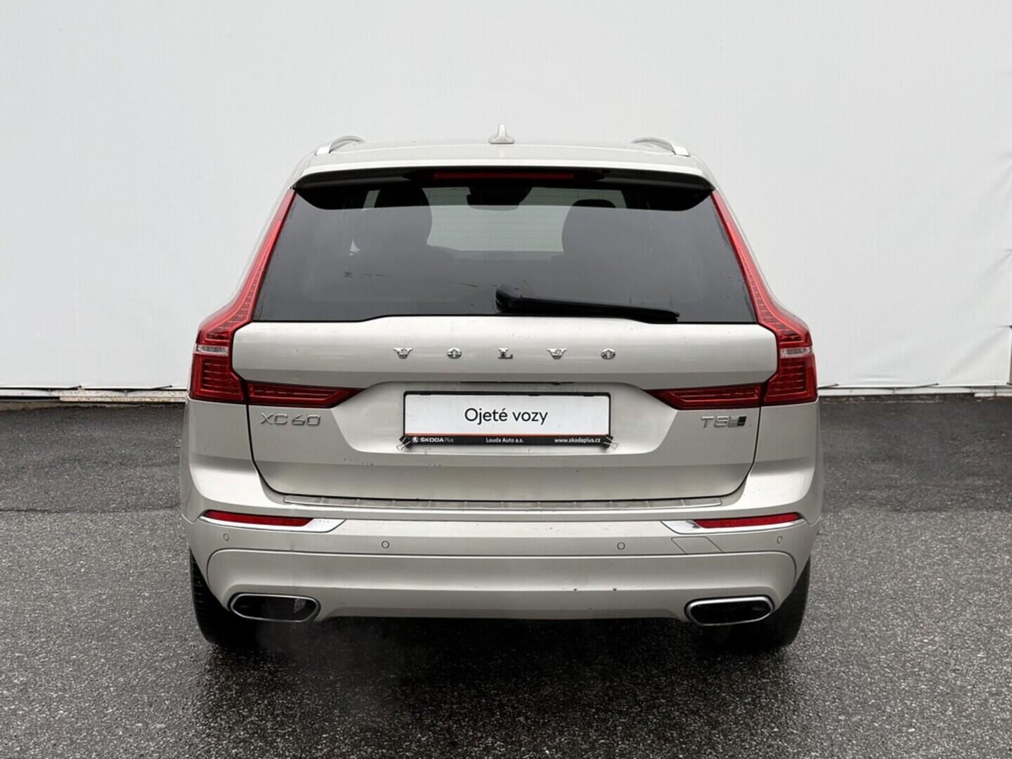OM190V02580_17.webp_XC60 Inscription 2.0 T5 184 kW automat, DPH