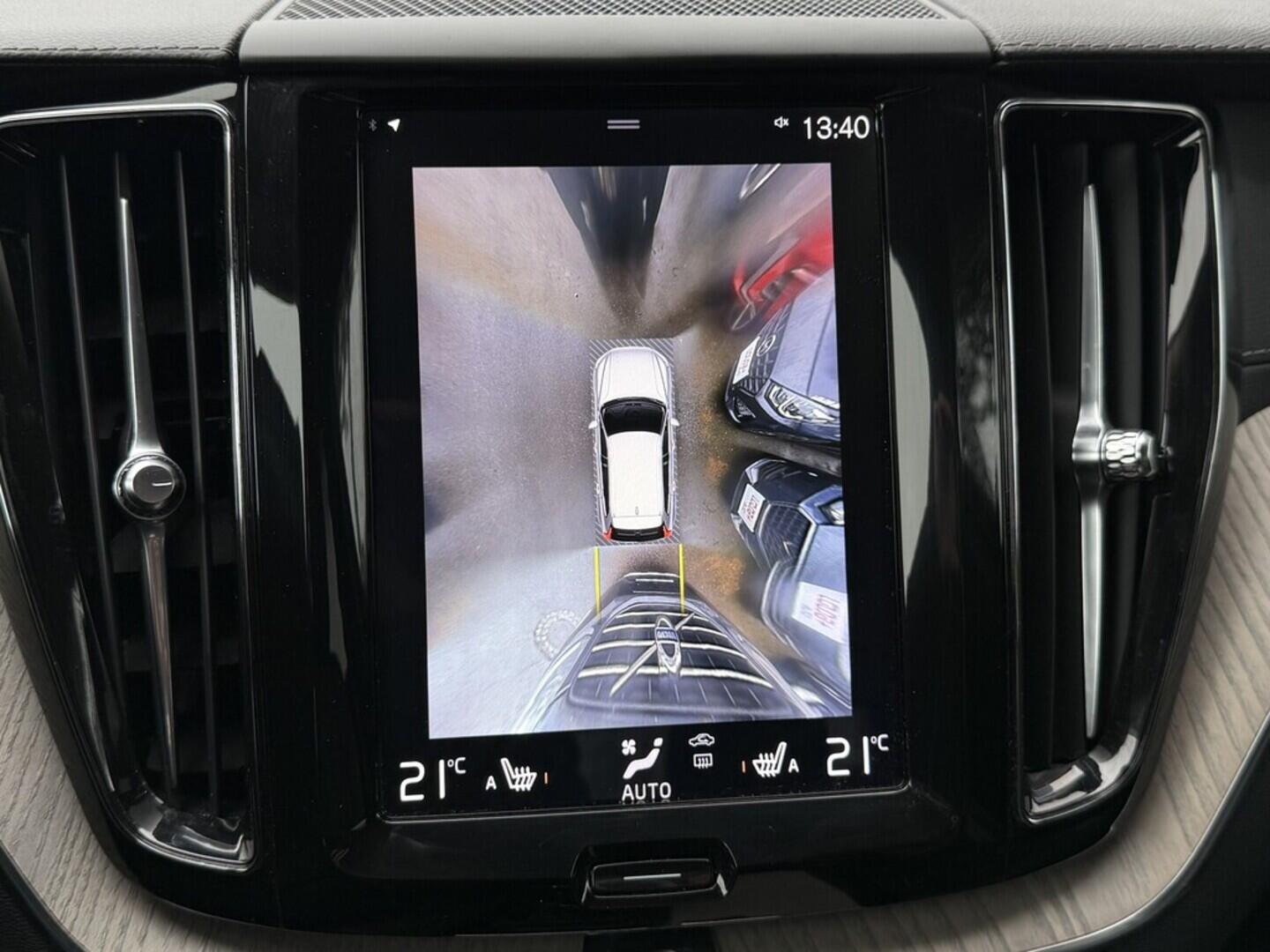 OM190V02580_24.webp_XC60 Inscription 2.0 T5 184 kW automat, DPH