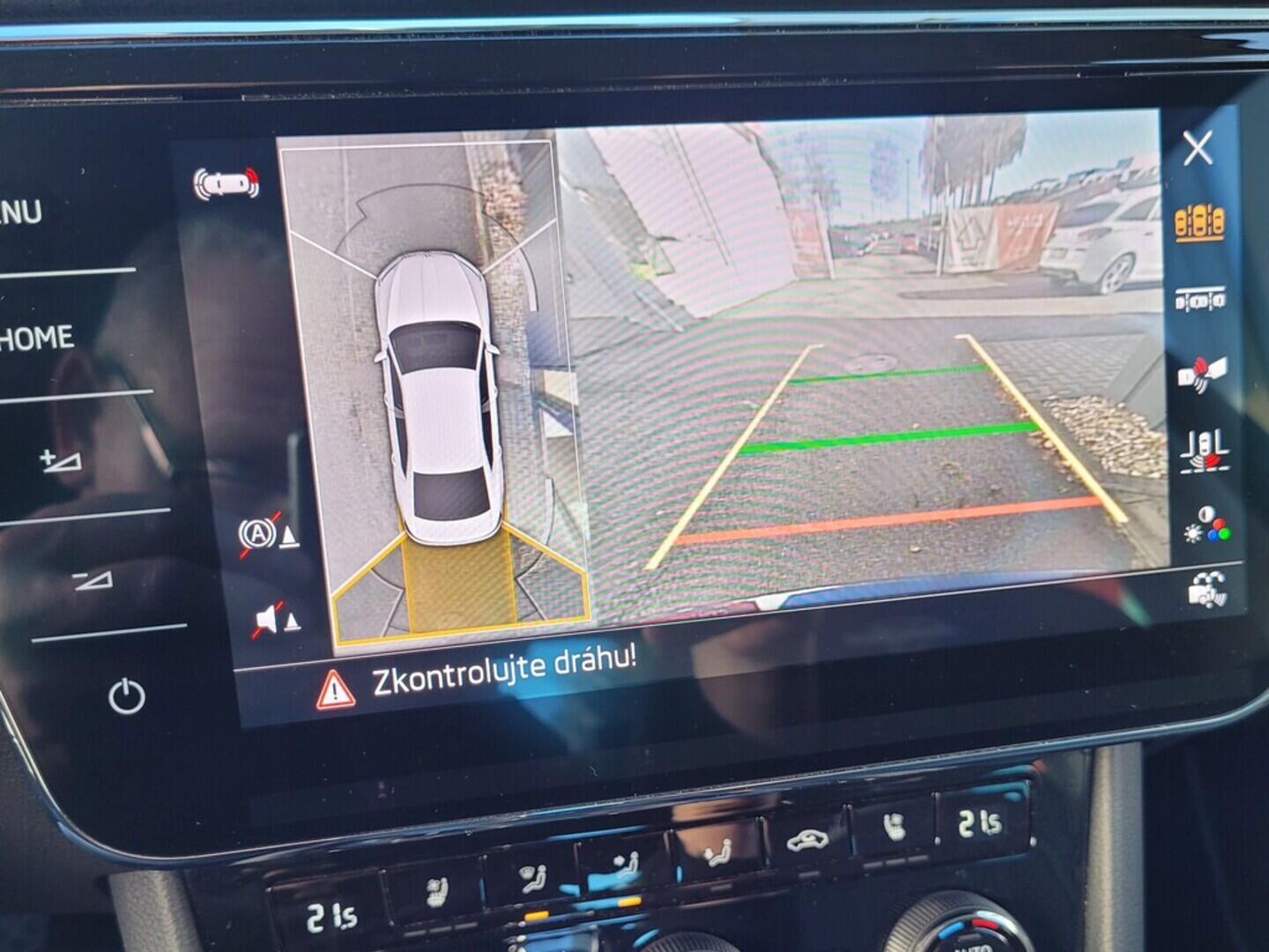 OM190V02583_26.webp_SUPERB  2.0 TDI 147 kW automat, DPH