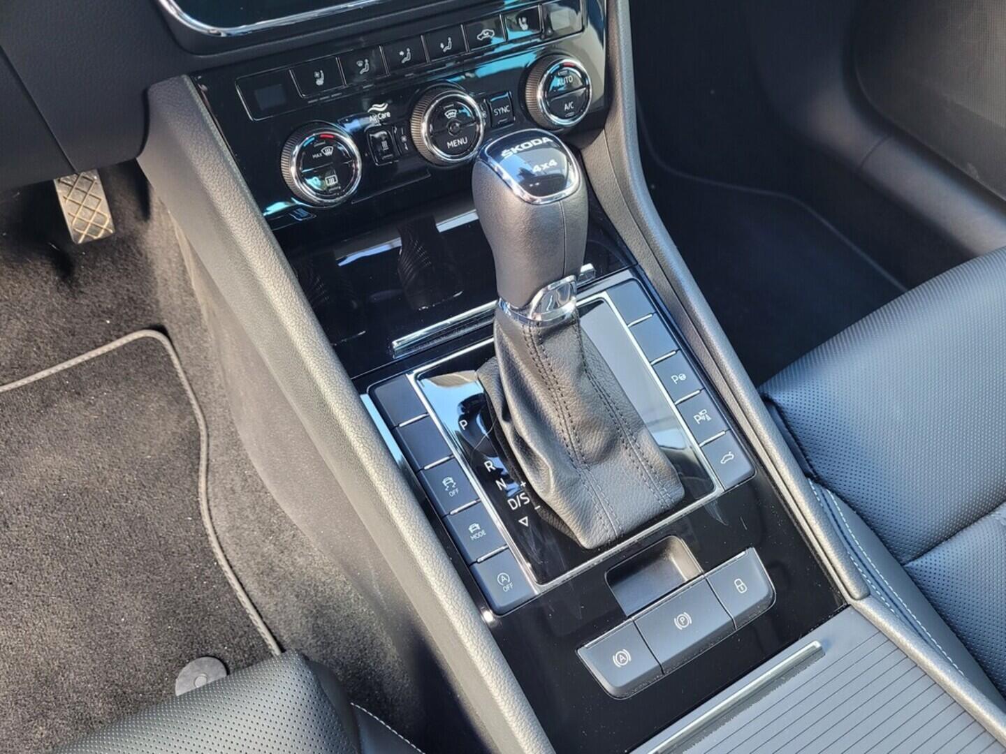 OM190V02583_29.webp_SUPERB  2.0 TDI 147 kW automat, DPH