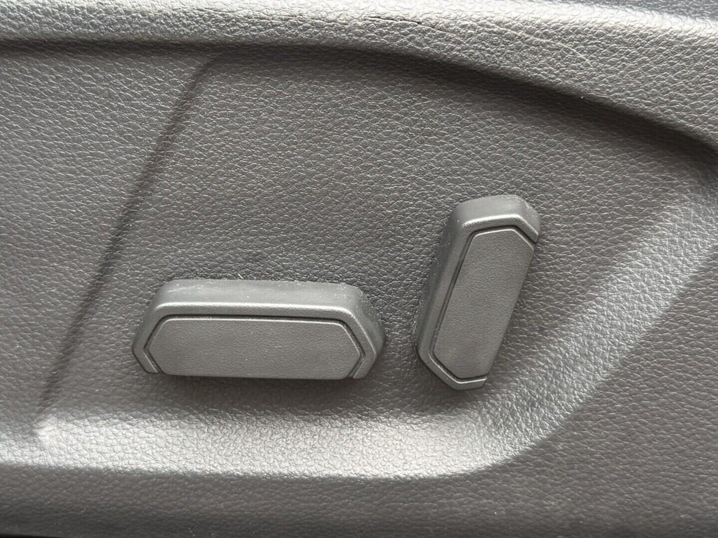 OM190V02586_31.webp_RANGER Wildrak 3.2  176 kW automat, DPH