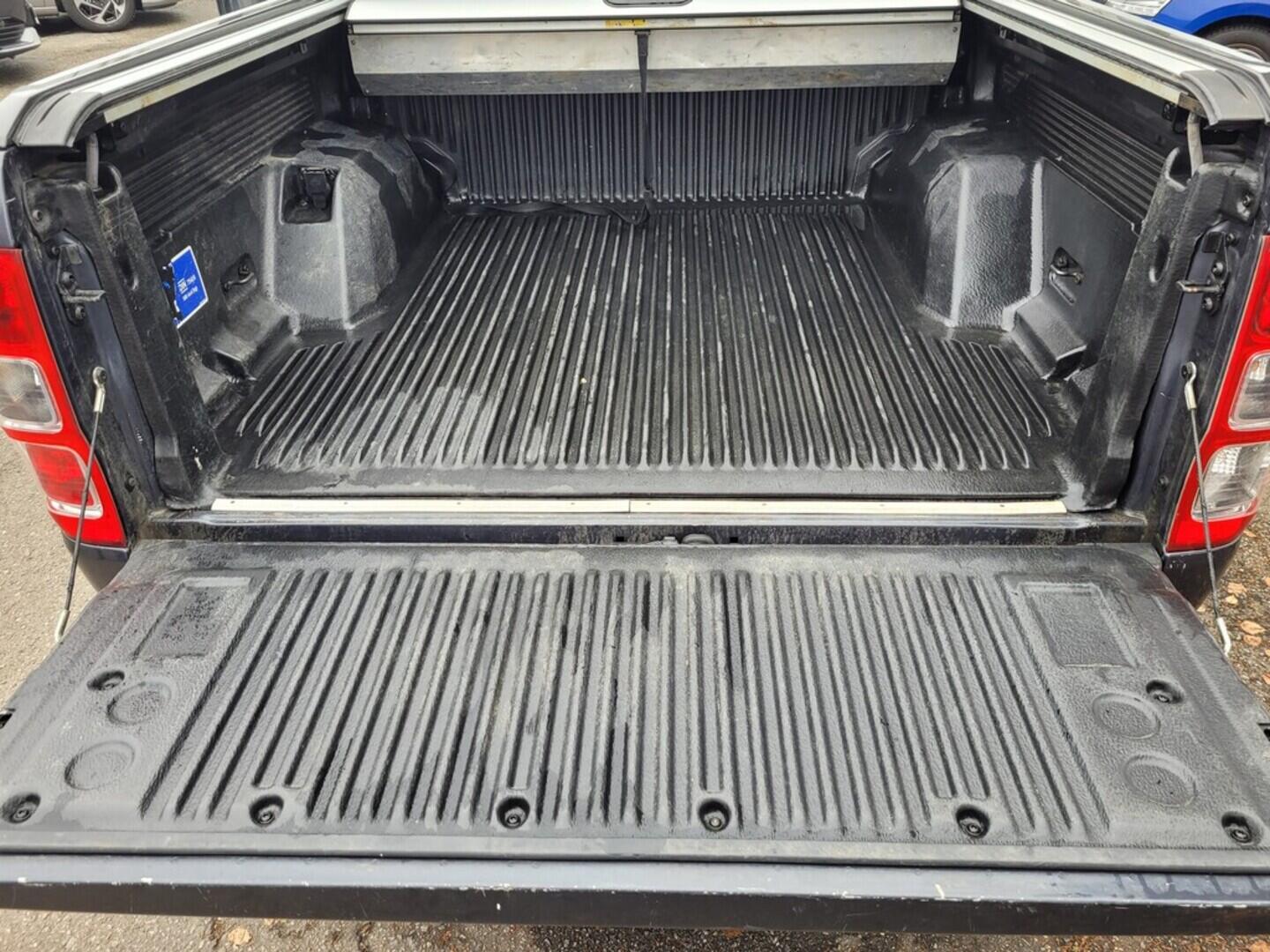 OM190V02587_31.webp_RANGER XLT 2.2 TDCi 118 kW manuál, DPH