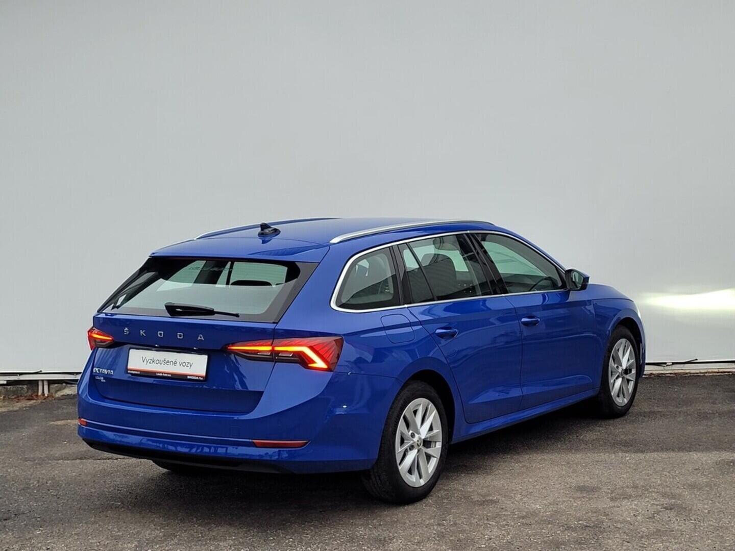 OM190V02588_11.webp_OCTAVIA Style 1.5 TSI 110 kW manuál, DPH