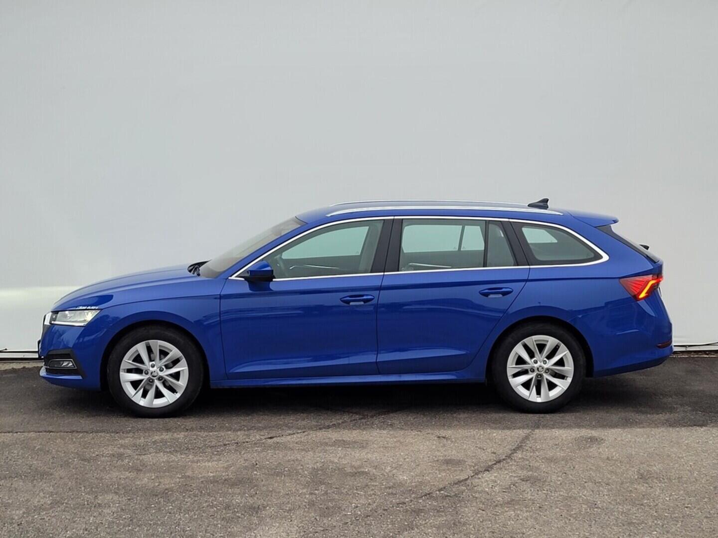 OM190V02588_12.webp_OCTAVIA Style 1.5 TSI 110 kW manuál, DPH