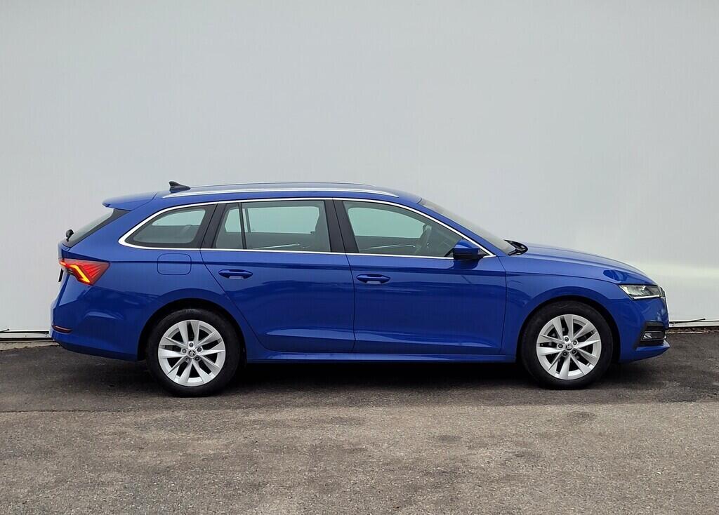 OM190V02588_16.webp_OCTAVIA Style 1.5 TSI 110 kW manuál, DPH