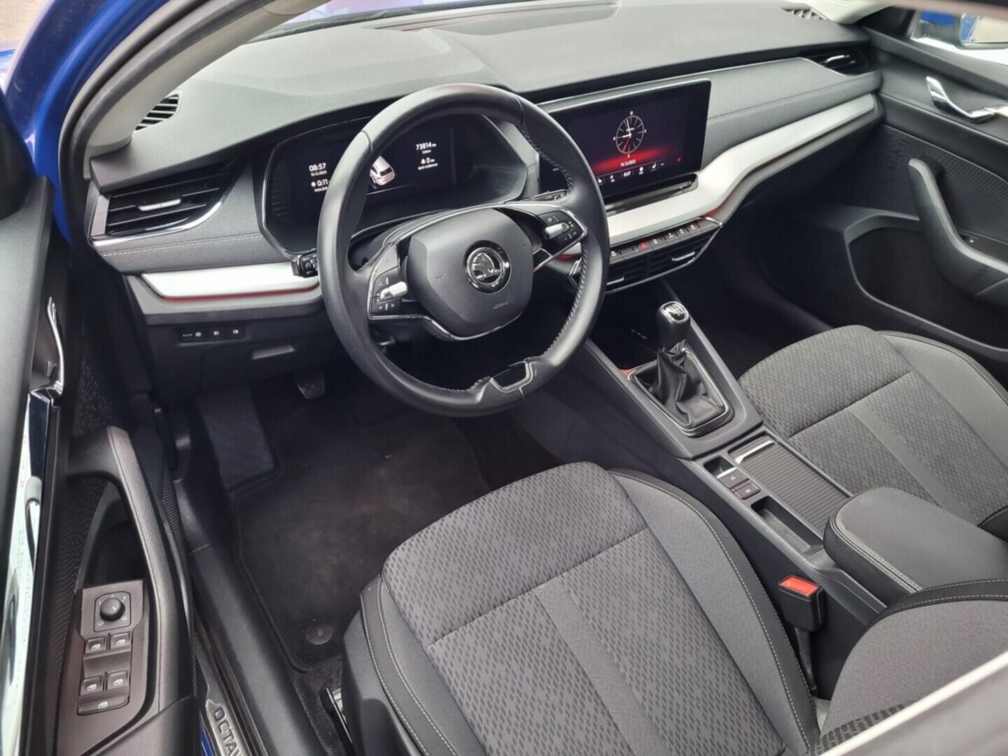 OM190V02588_19.webp_OCTAVIA Style 1.5 TSI 110 kW manuál, DPH