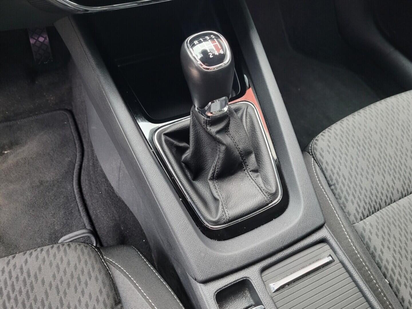 OM190V02588_30.webp_OCTAVIA Style 1.5 TSI 110 kW manuál, DPH