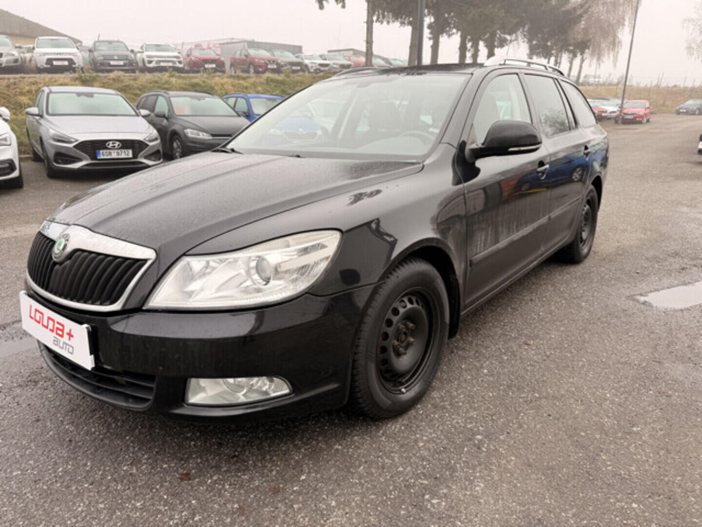 OM190V02591_10.webp_OCTAVIA Ambiente 2.0 TDI 103 kW manuál