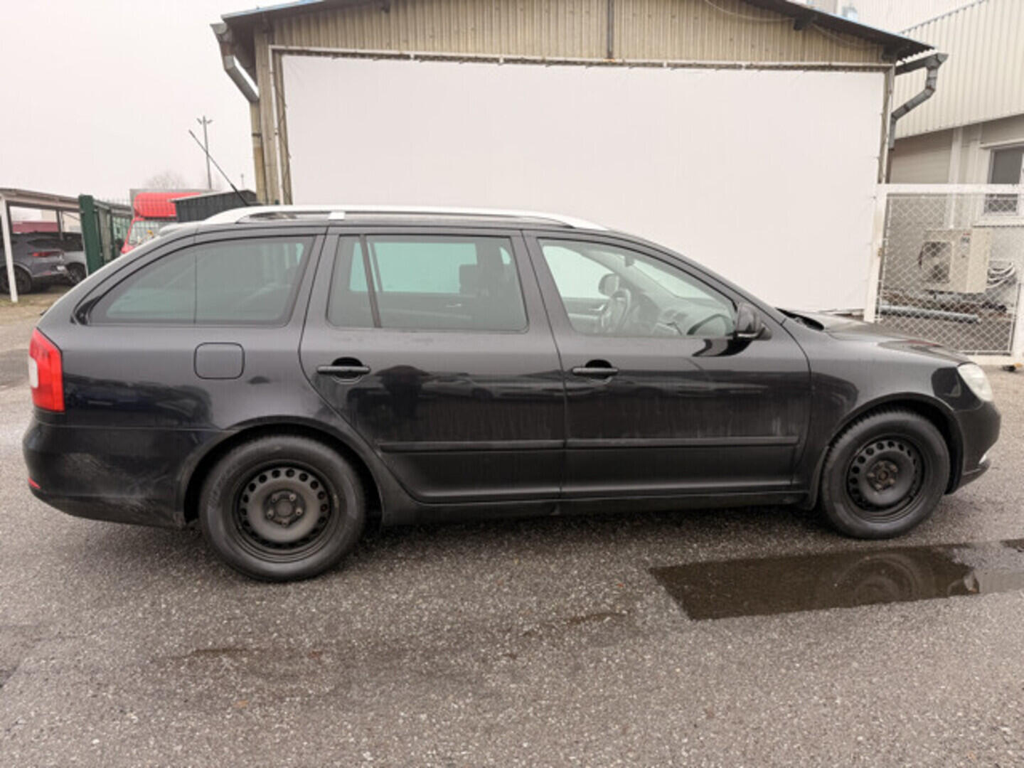 OM190V02591_12.webp_OCTAVIA Ambiente 2.0 TDI 103 kW manuál