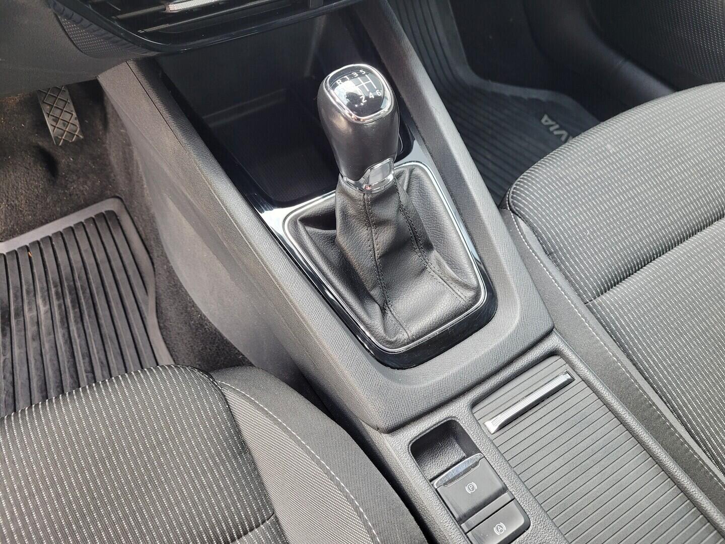 OM190V02608_29.webp_OCTAVIA Ambition Plus 2.0 TDI 85 kW manuál