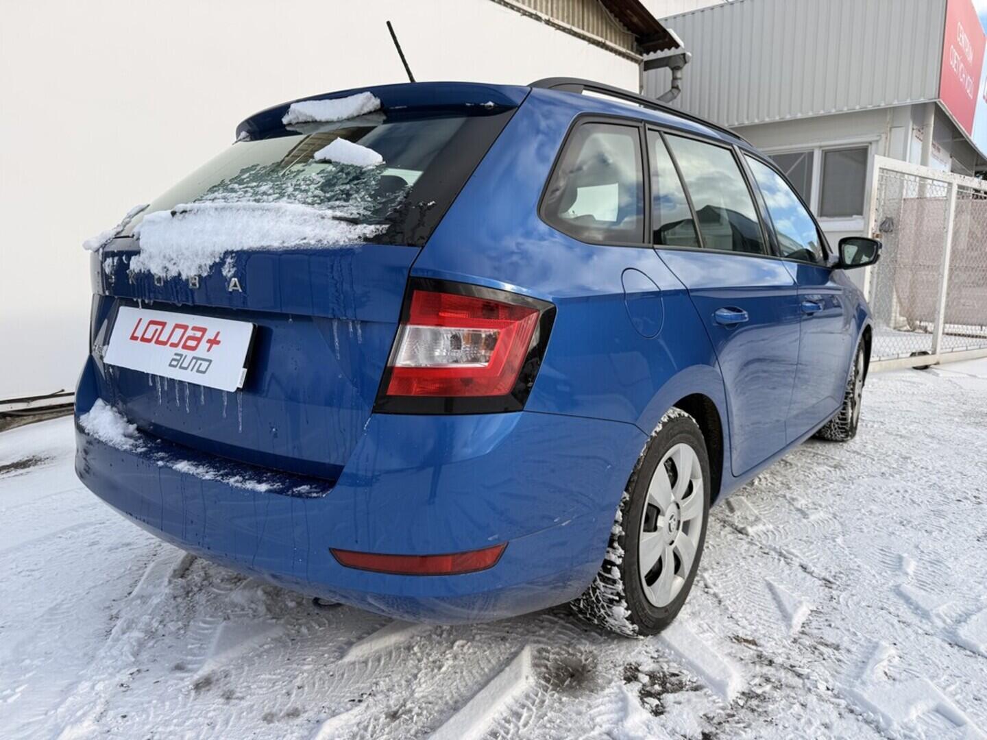 OM190V02609_11.webp_FABIA Ambition 1.0 TSI 70 kW manuál