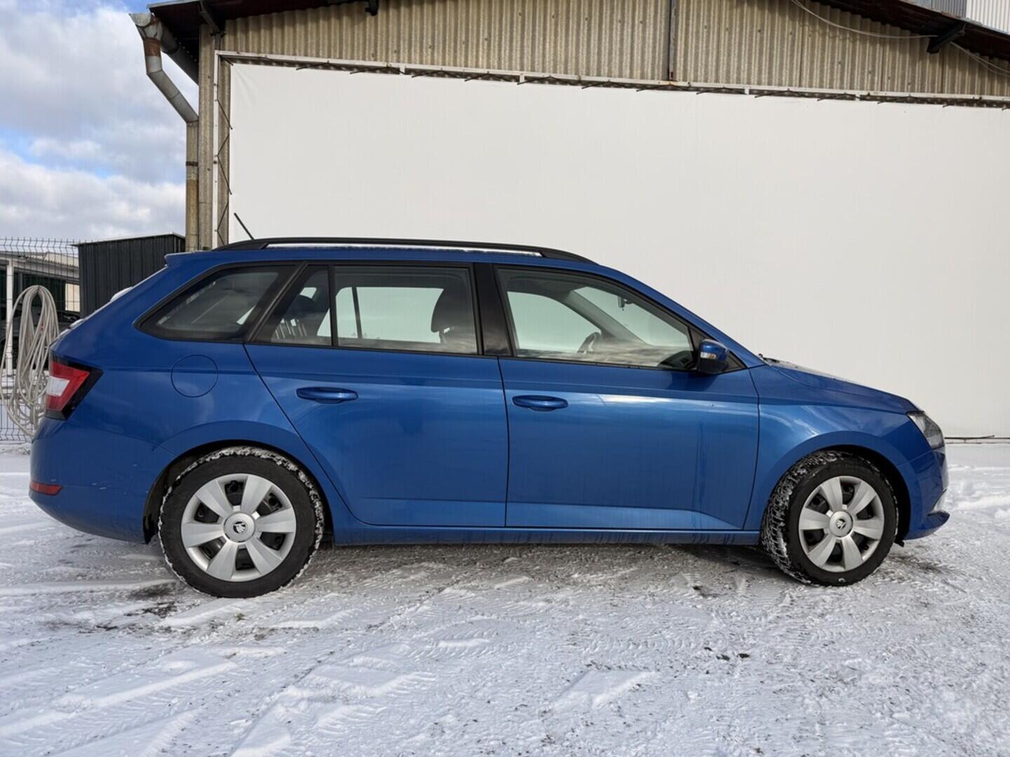 OM190V02609_12.webp_FABIA Ambition 1.0 TSI 70 kW manuál