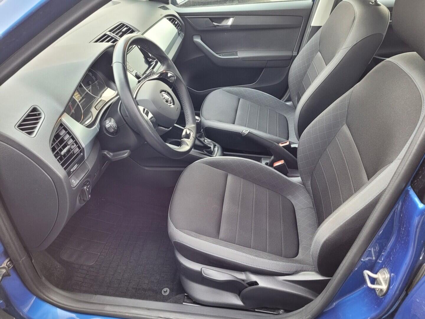 OM190V02609_20.webp_FABIA Ambition 1.0 TSI 70 kW manuál