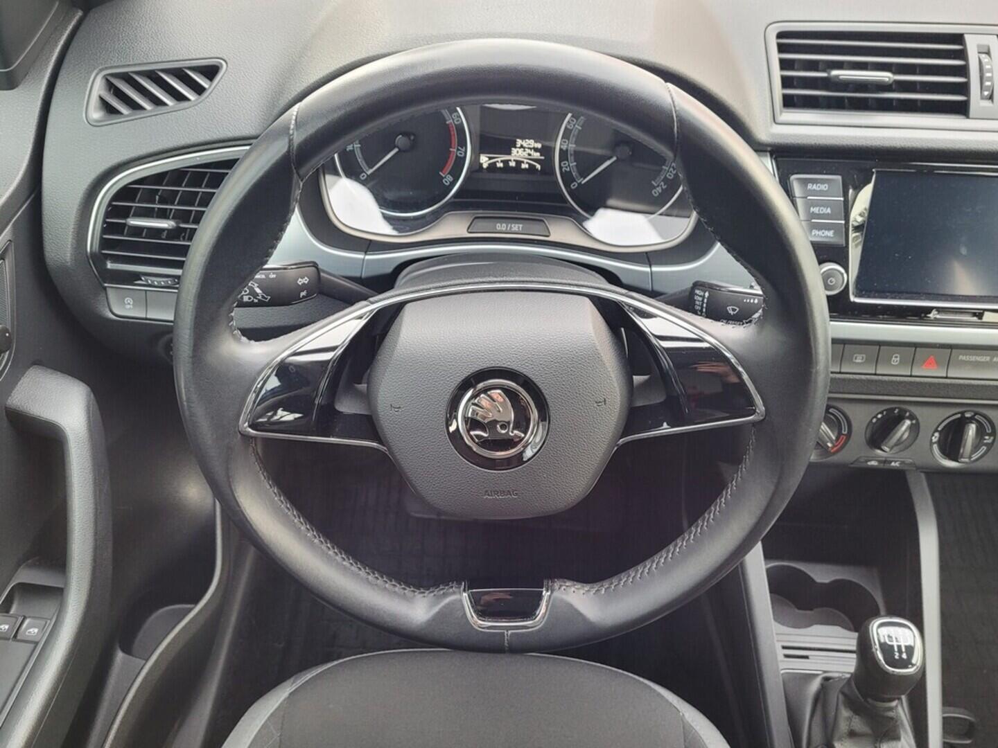 OM190V02609_23.webp_FABIA Ambition 1.0 TSI 70 kW manuál