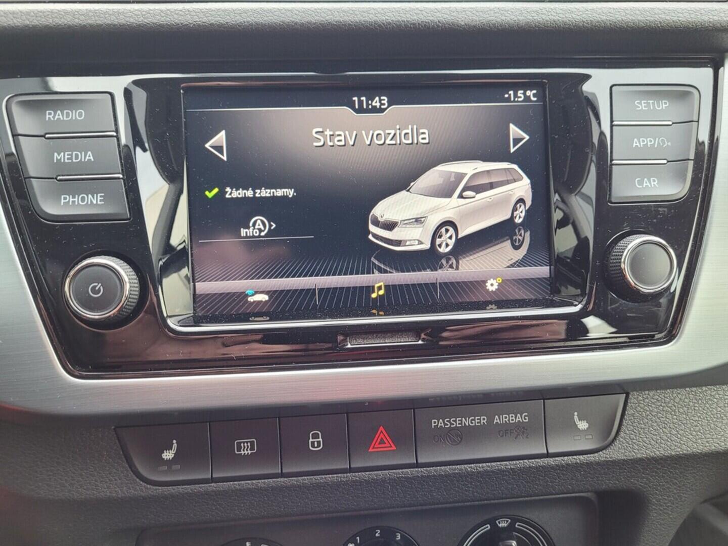 OM190V02609_27.webp_FABIA Ambition 1.0 TSI 70 kW manuál