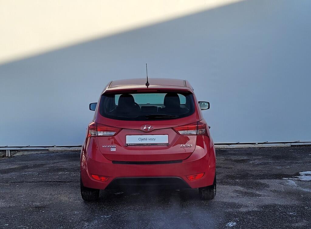 OM190V02610_17.webp_IX20  1.4 DOHC 66 kW manuál