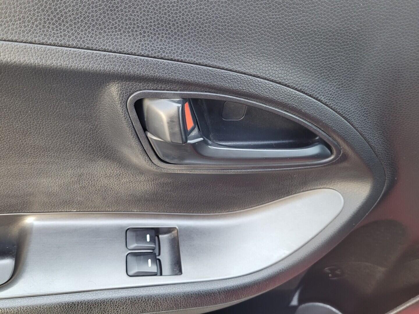 OM190V02611_21.webp_PICANTO  1.0 i 50 kW manuál