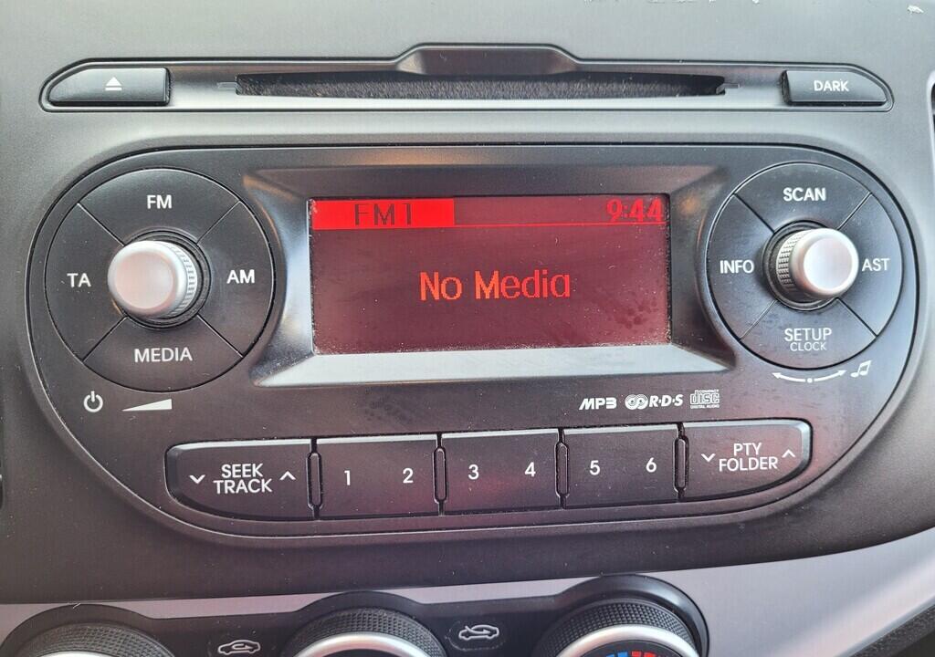 OM190V02611_26.webp_PICANTO  1.0 i 50 kW manuál