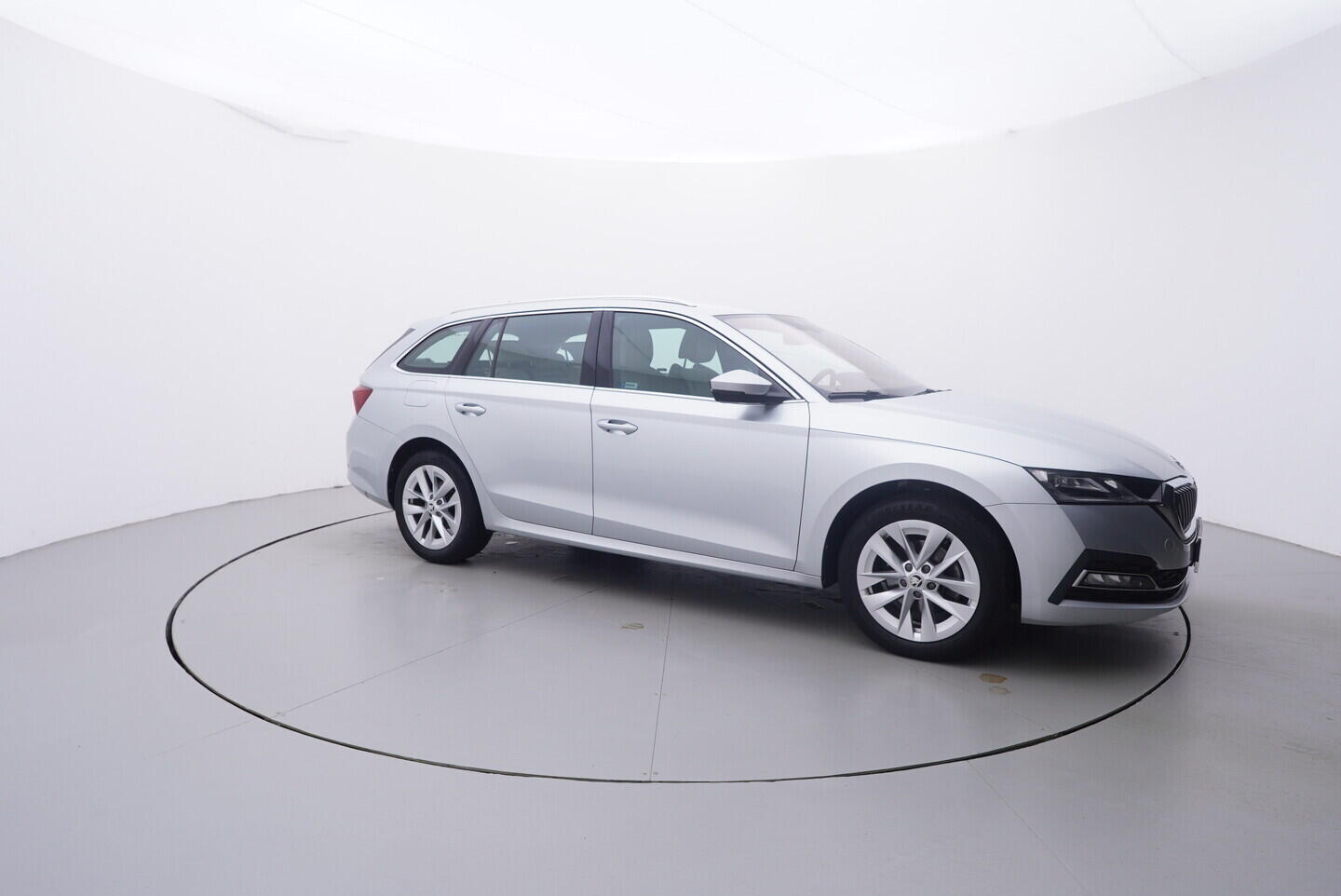 OM190V02617_16.webp_OCTAVIA Style 1.5 TSI 110 kW automat, DPH