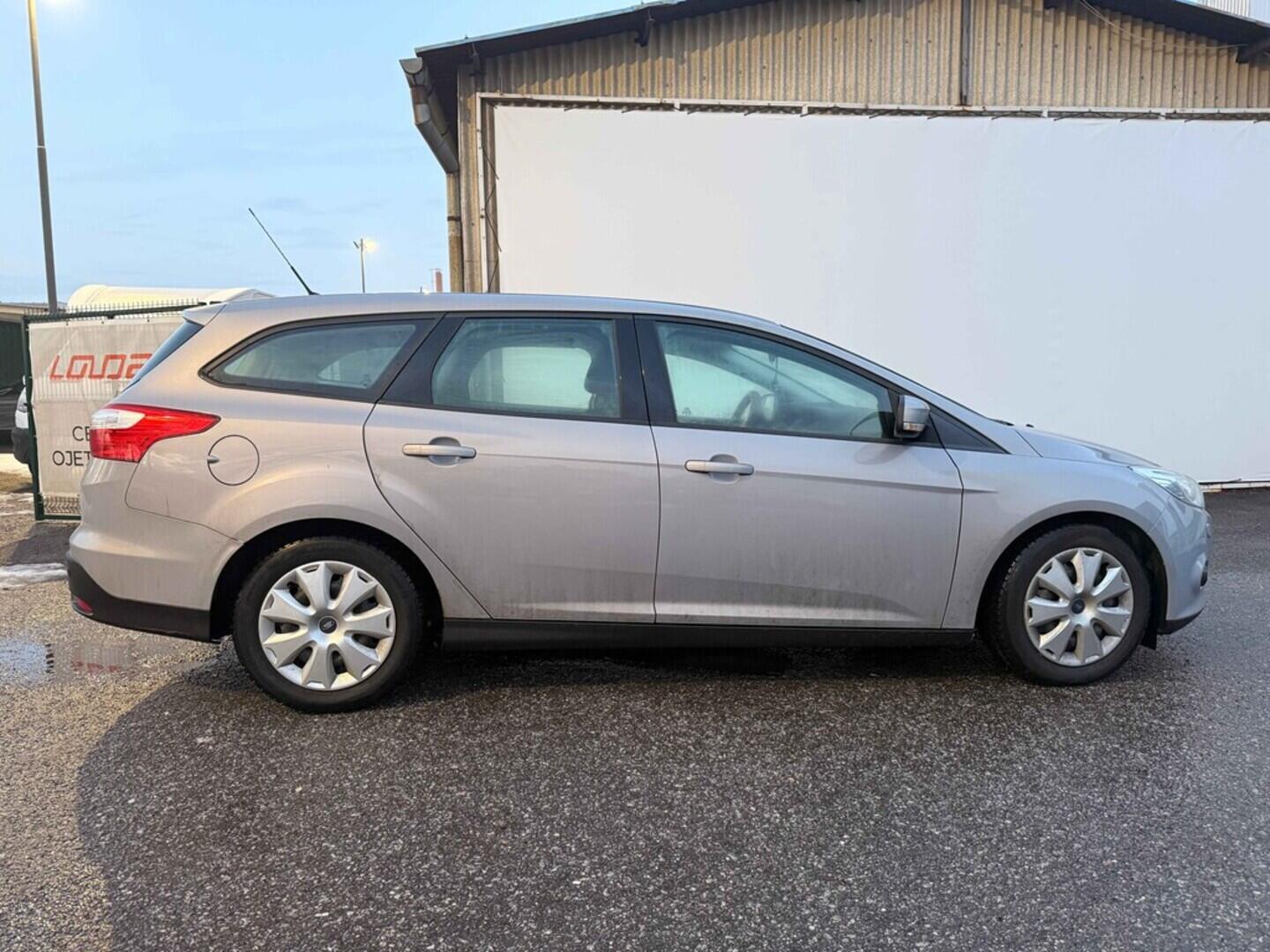 OM190V02626_12.webp_FOCUS Titanium 1.6 TSI 85 kW manuál