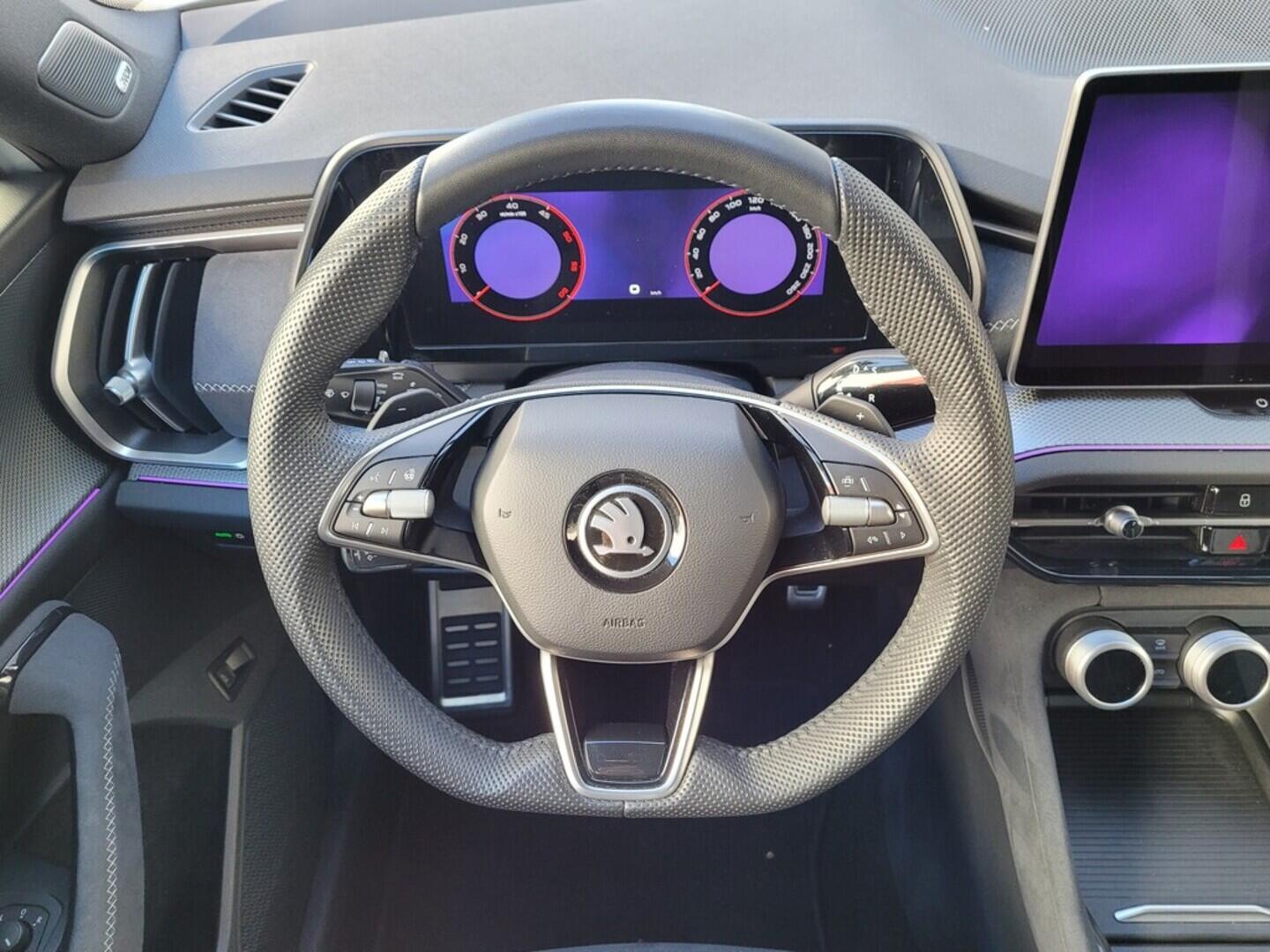 OM190V02631_23.webp_KODIAQ SportLine 2.0 TDI 142 kW automat, DPH