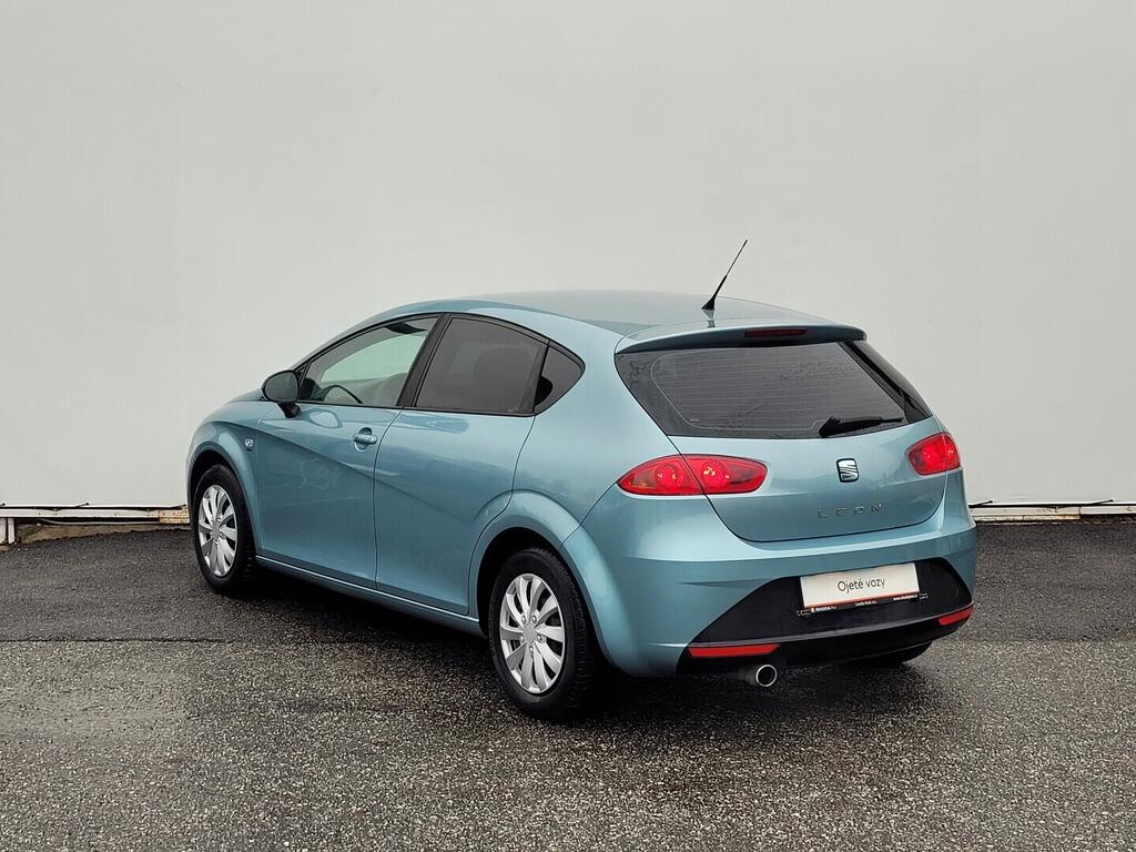 OM190V02636_15.webp_LEON Reference 1.4 TSI 63 kW manuál