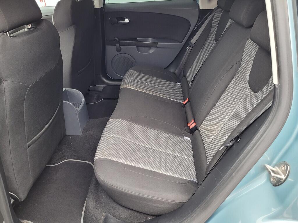 OM190V02636_30.webp_LEON Reference 1.4 TSI 63 kW manuál