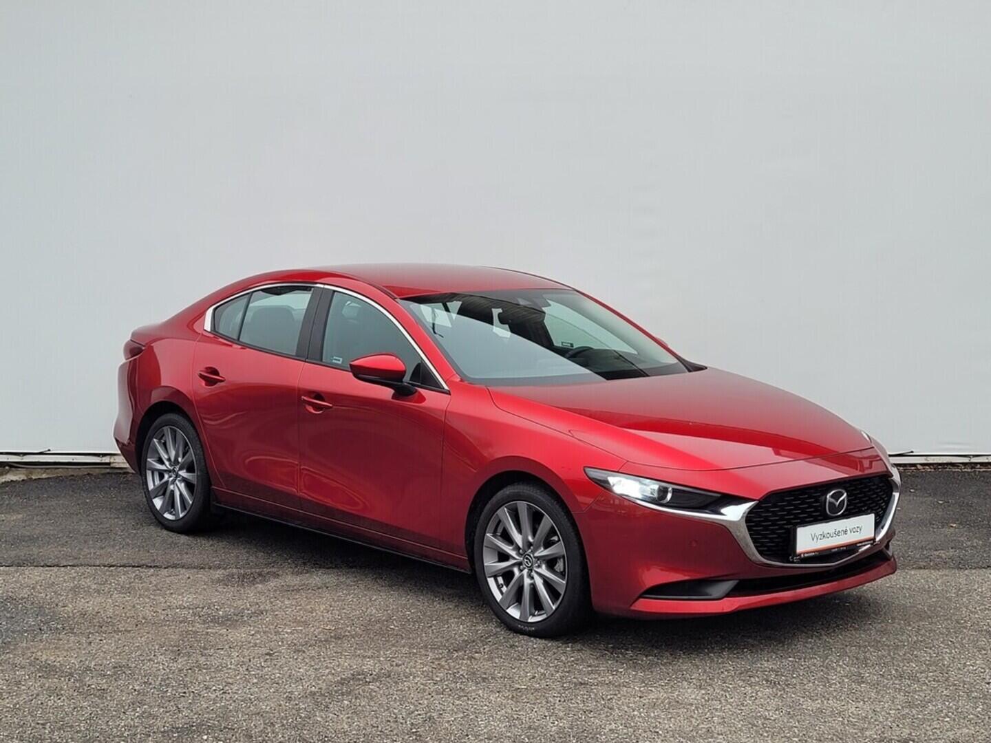 OM190V02637_14.webp_3 plus 2.0  e-Skyactiv G150 110 kW manuál