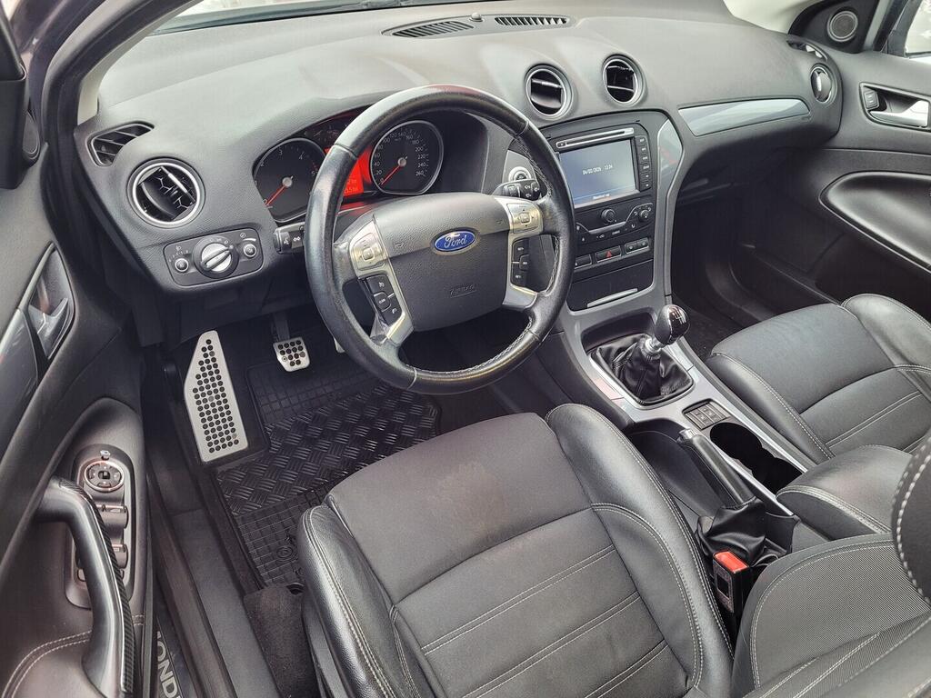 OM190V02639_19.webp_MONDEO Titanium 2.0 TDCi 103 kW manuál