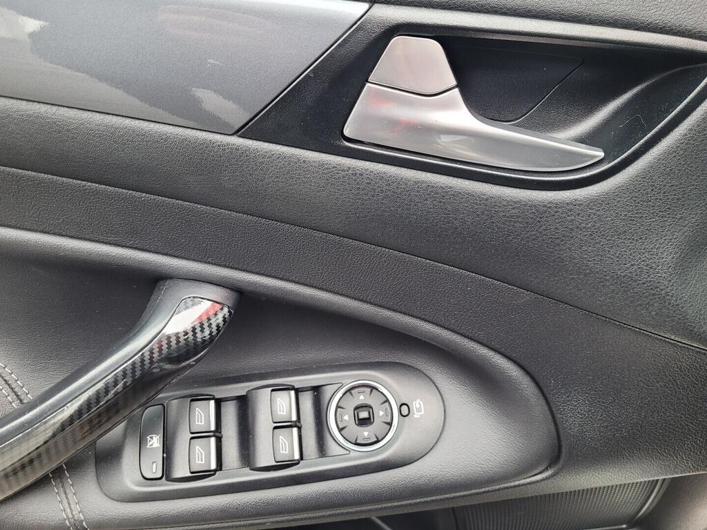 OM190V02639_21.webp_MONDEO Titanium 2.0 TDCi 103 kW manuál