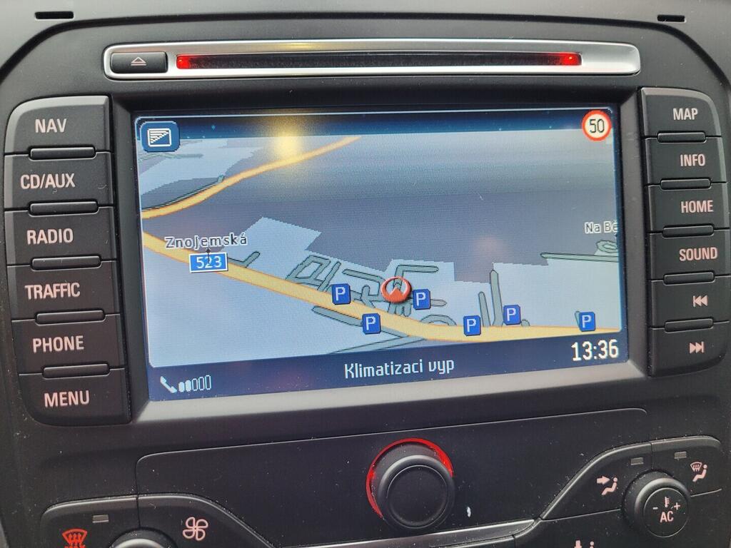 OM190V02639_24.webp_MONDEO Titanium 2.0 TDCi 103 kW manuál