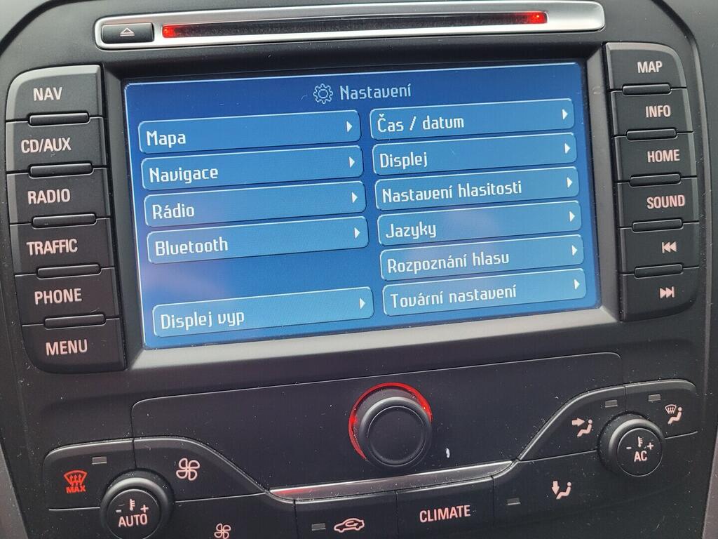 OM190V02639_26.webp_MONDEO Titanium 2.0 TDCi 103 kW manuál