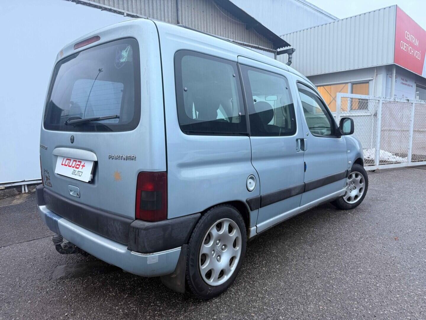 OM190V02642_11.webp_PARTNER  2.0 HDI 66 kW manuál