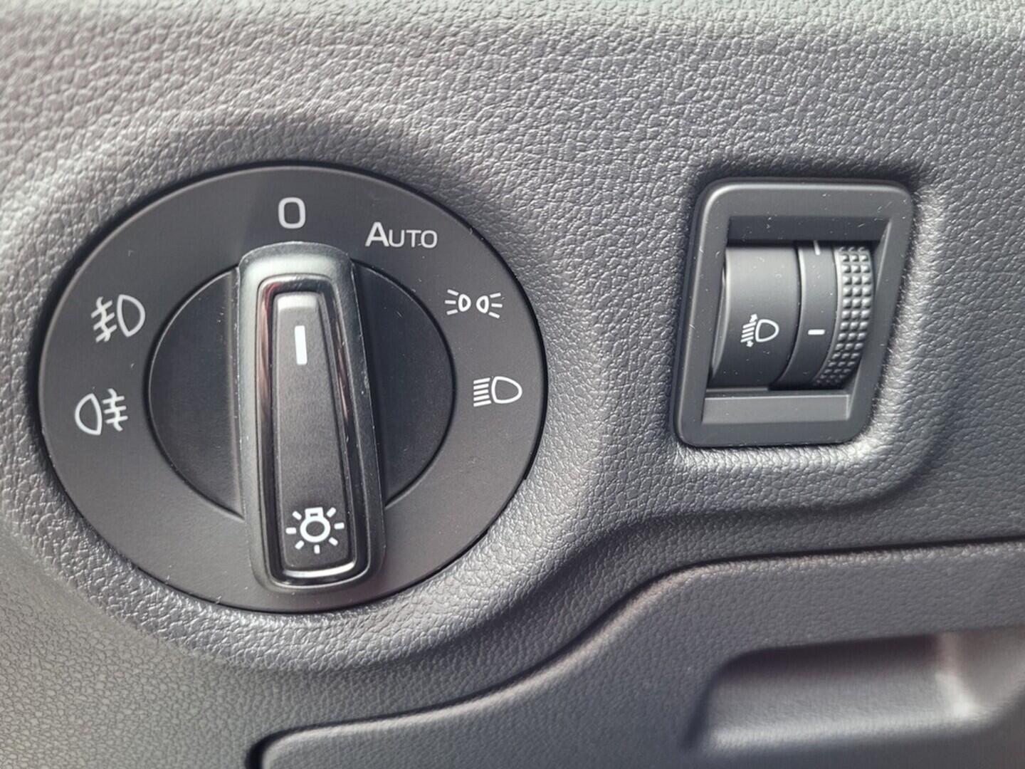 OM190V02648_22.webp_FABIA Top Selection 1.0 TSI 85 kW manuál