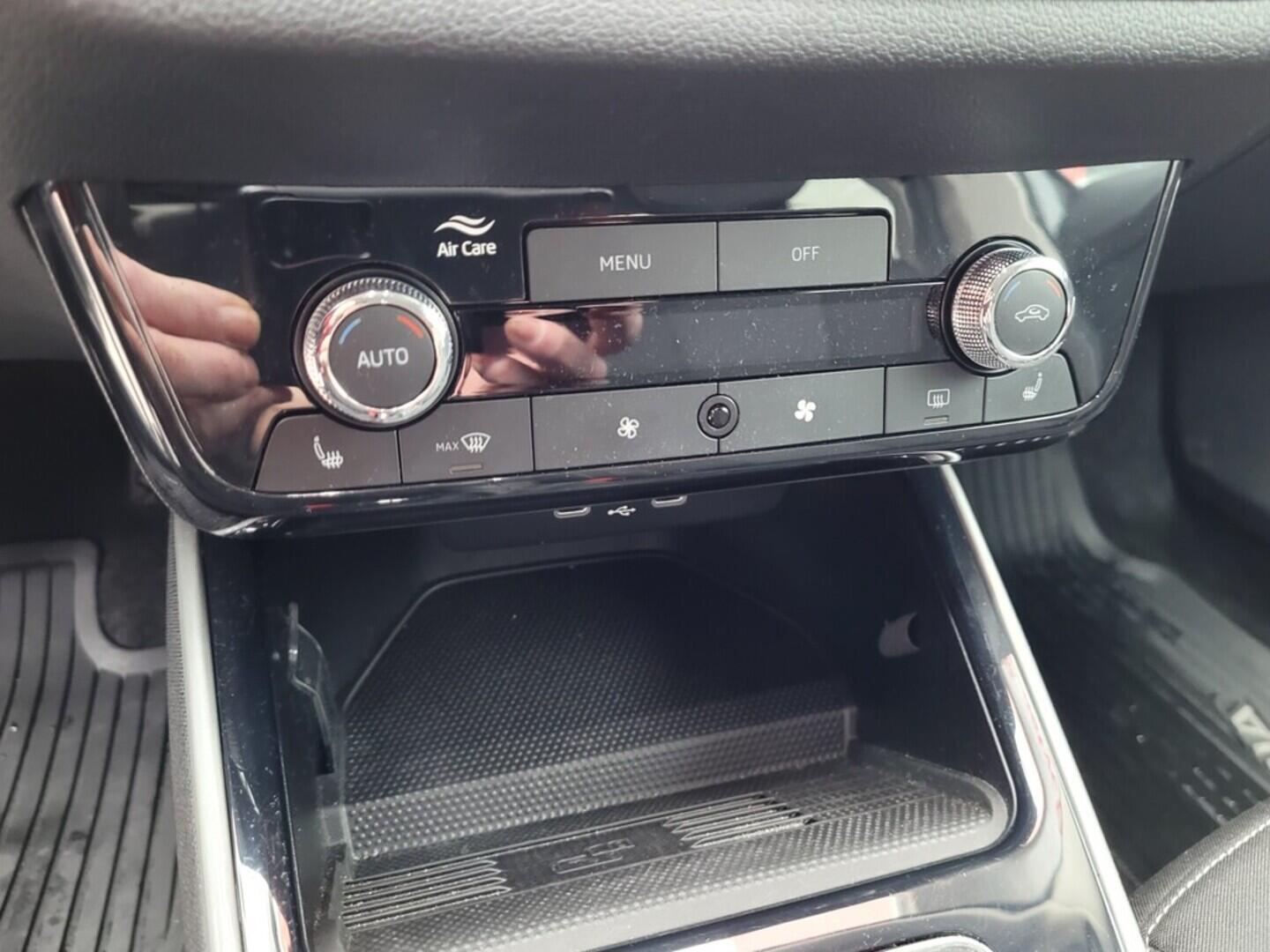 OM190V02648_28.webp_FABIA Top Selection 1.0 TSI 85 kW manuál