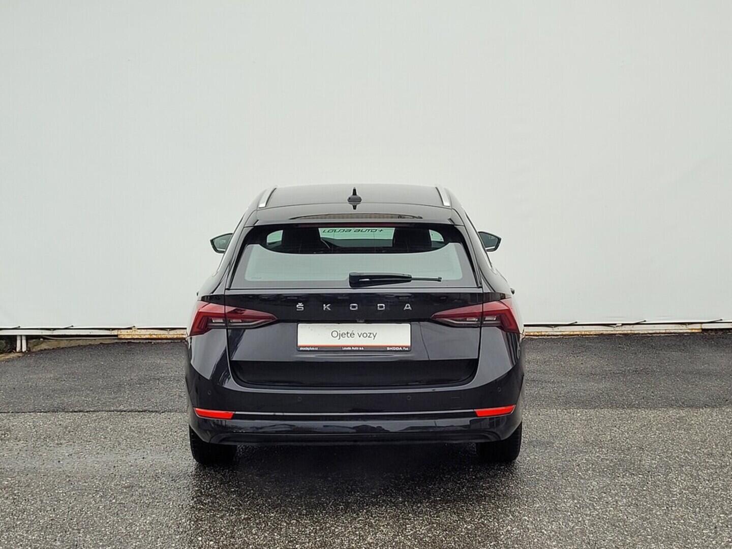 OM190V02657_17.webp_OCTAVIA Style Plus 2.0 TDI 110 kW automat, DPH