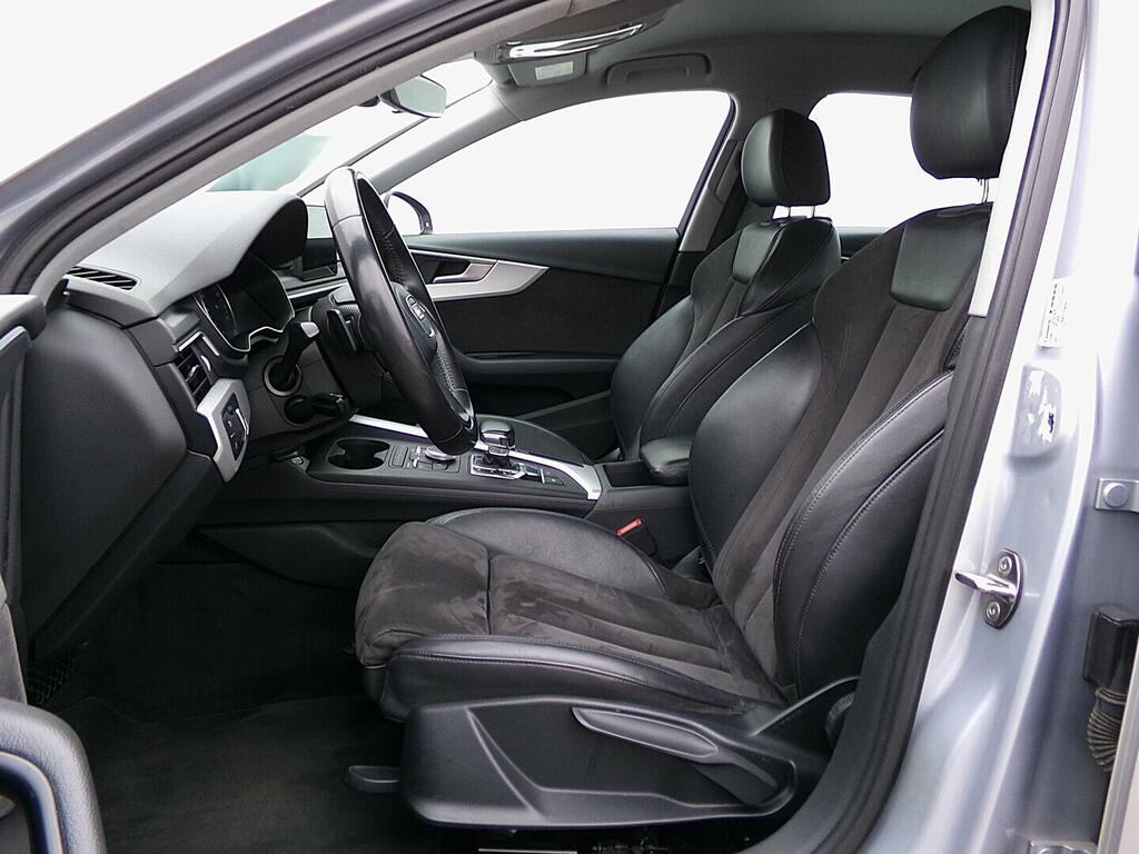 OM190V02659_18.webp_A4  2.0 TDI 140 kW automat