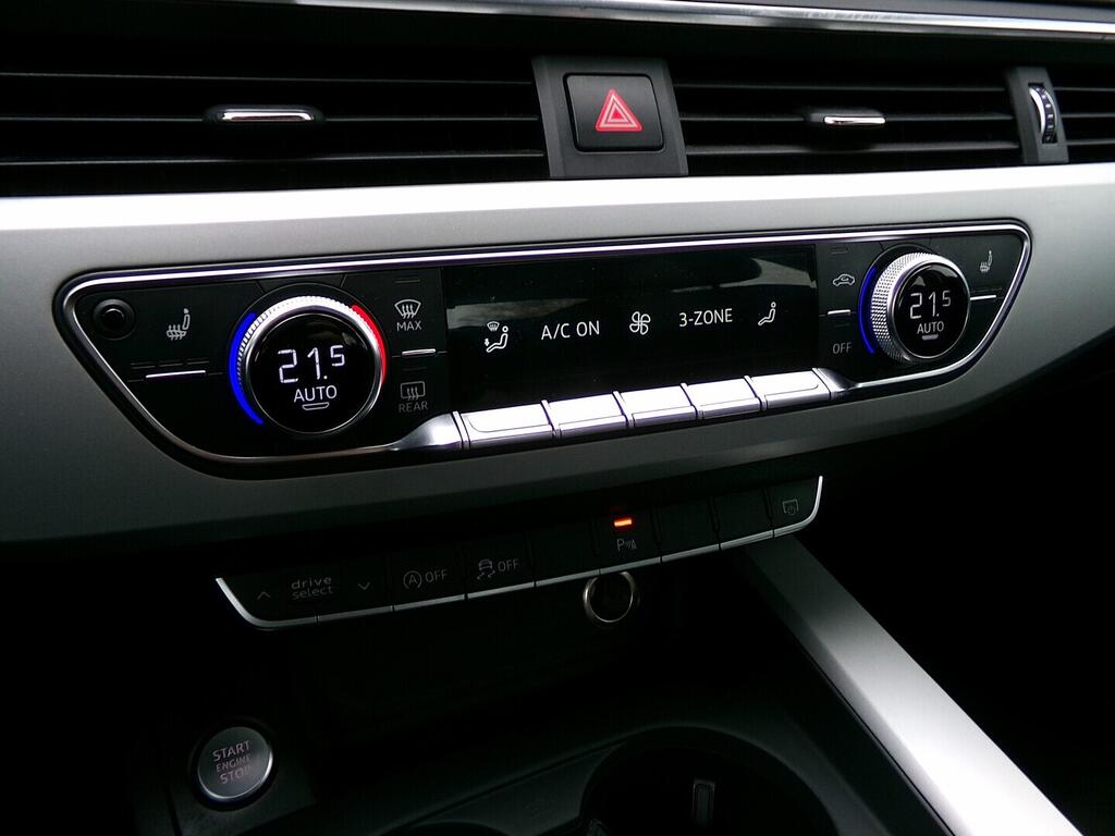 OM190V02659_25.webp_A4  2.0 TDI 140 kW automat