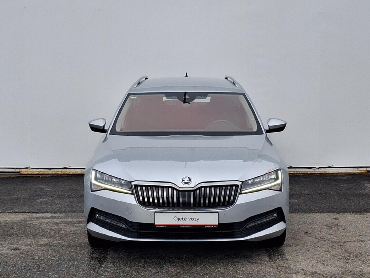 OM190V02664_13.webp_SUPERB Ambition Plus 2.0 TDI 140 kW automat, DPH