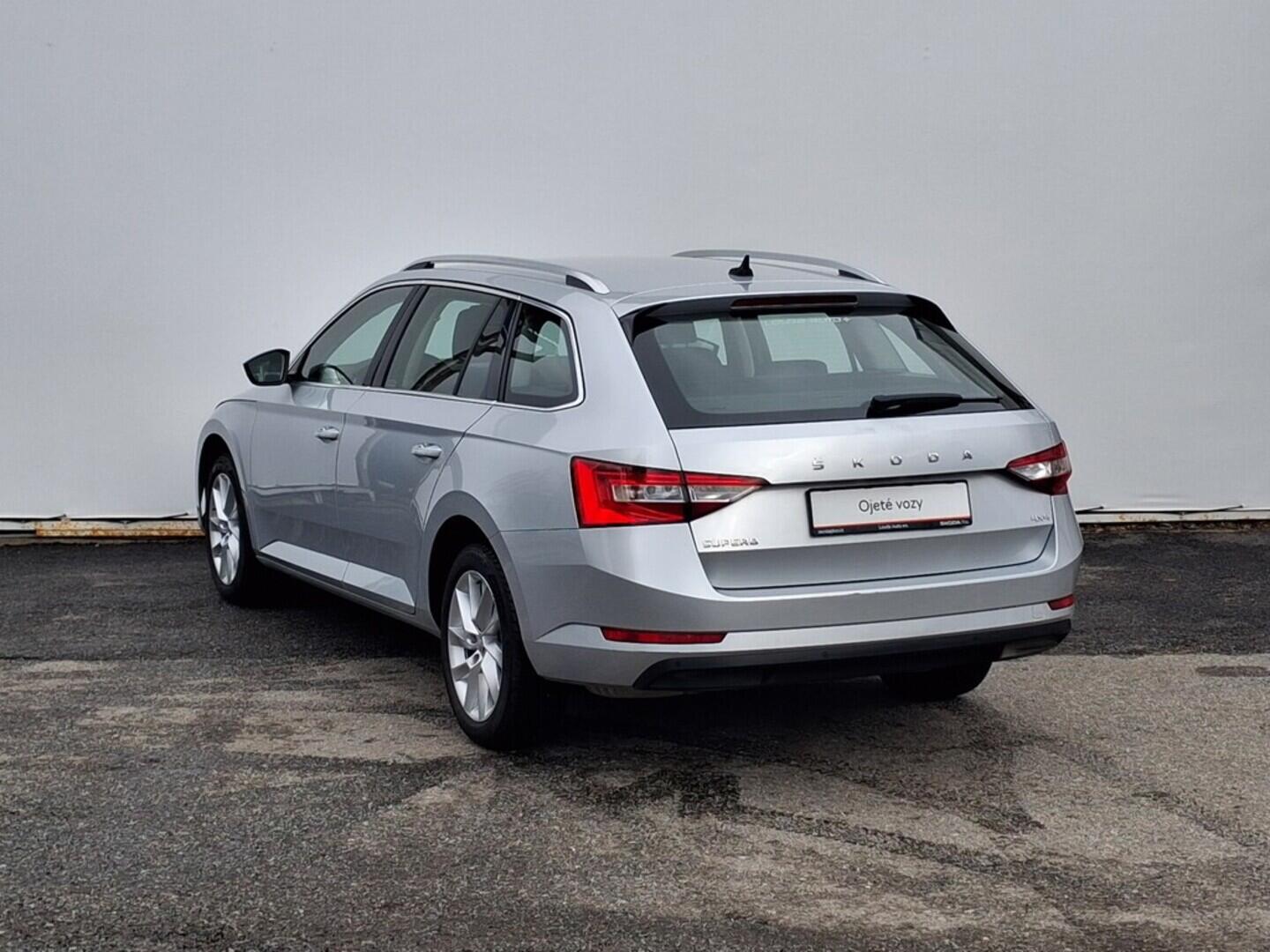 OM190V02664_15.webp_SUPERB Ambition Plus 2.0 TDI 140 kW automat, DPH