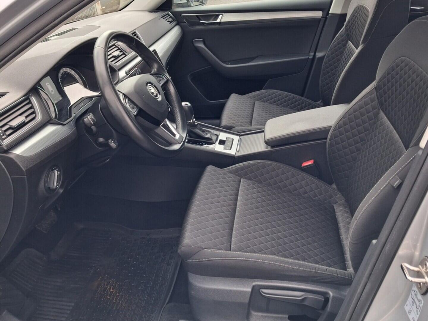 OM190V02664_20.webp_SUPERB Ambition Plus 2.0 TDI 140 kW automat, DPH