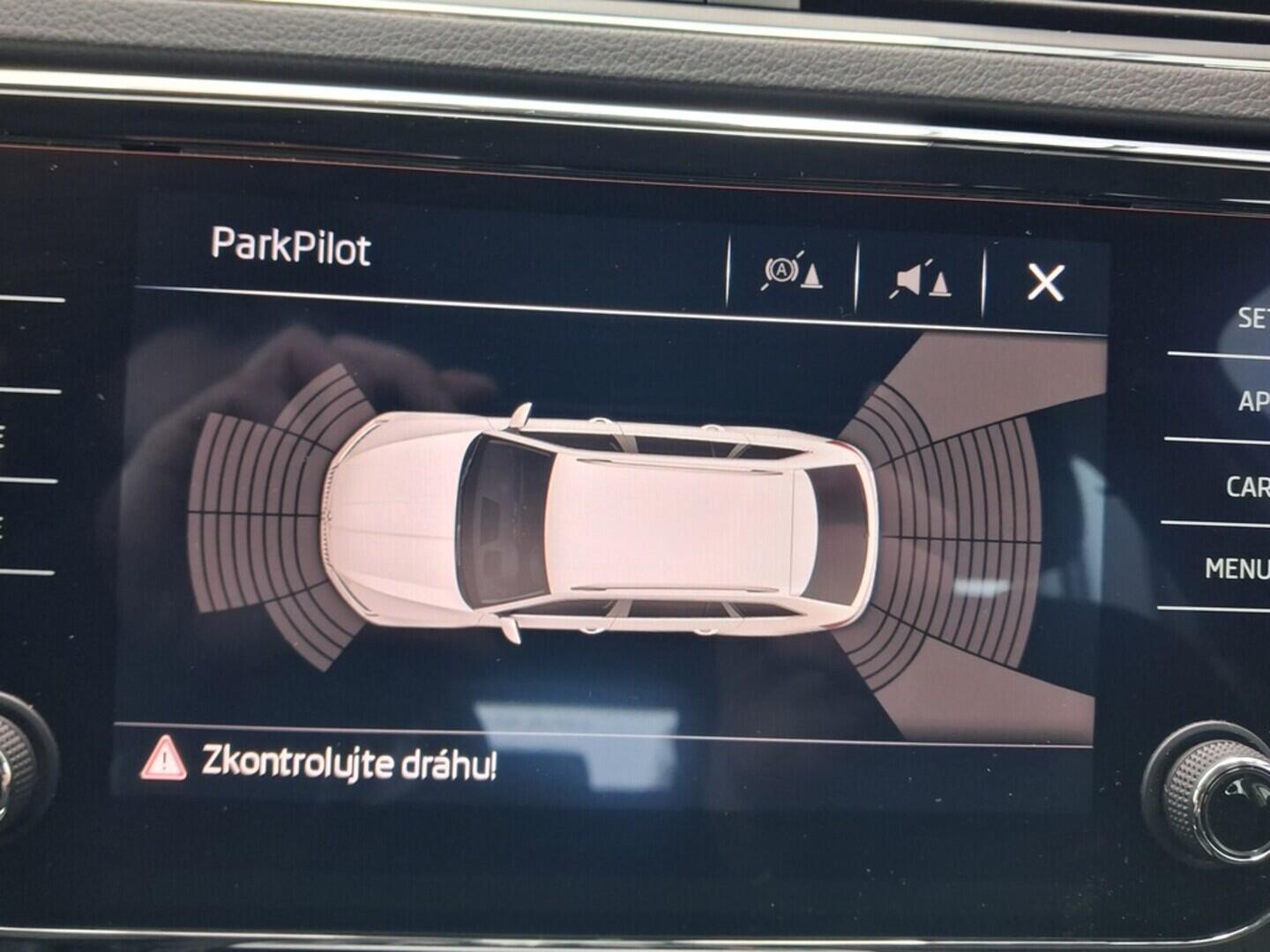 OM190V02664_25.webp_SUPERB Ambition Plus 2.0 TDI 140 kW automat, DPH