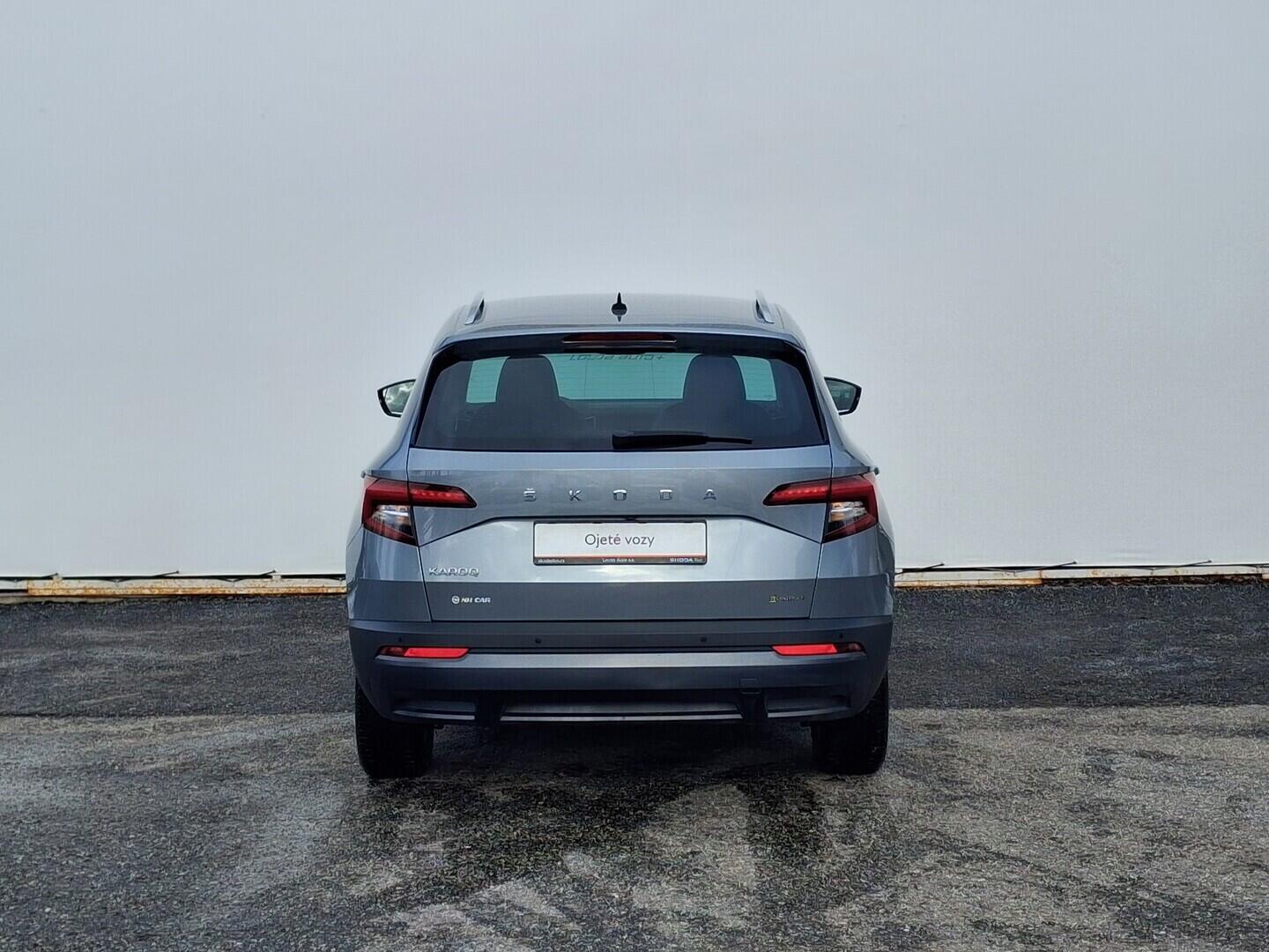 OM190V02670_17.webp_KAROQ Style Plus 2.0 TDI 110 kW manuál